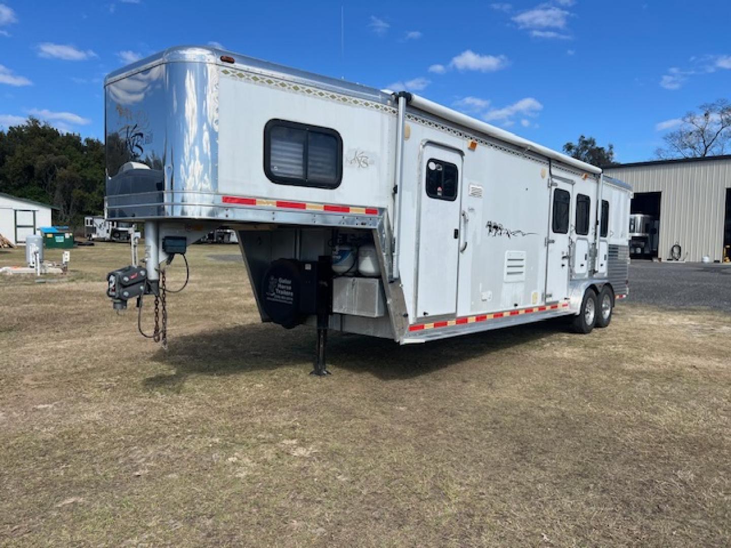 Used 2003 Kiefer Manufacturing 8' wide 3 horse w/10' living quarters Horse Trailer